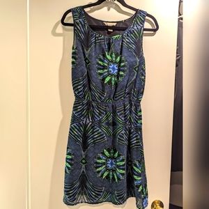 Banana Republic brand sleeveless real silk floral dress - size 4